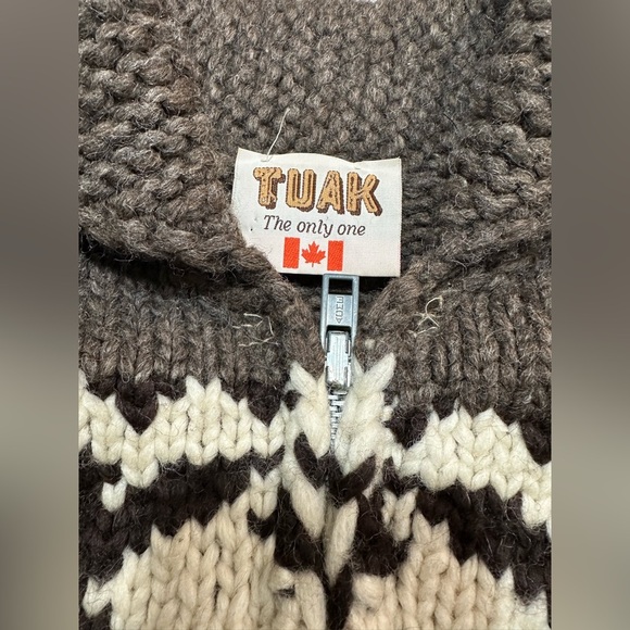 Vintage authentic Tuak Cowichan First Nations hand knit wool eagle coat/sweater - Picture 4 of 14